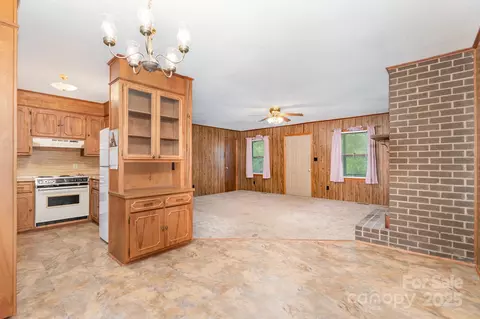 476 Wateree St, Lancaster, SC 29720 photo 18