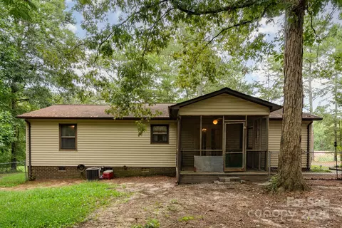 476 Wateree St, Lancaster, SC 29720 photo 38