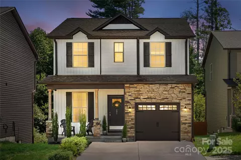 195 Cardwell Ln, Fletcher, NC 28732
