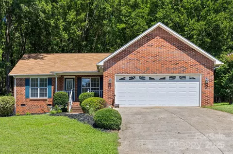 256 Victoria Cir, York, SC 29745