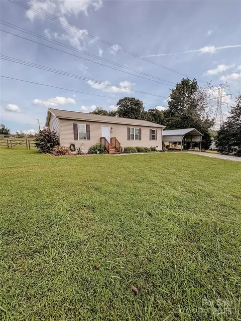 1186 Lynn Ln, Catawba, NC 28609