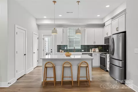 2025 Summey Ave, Charlotte, NC 28205