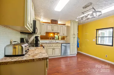 7 Maple Dr, Brevard, NC 28712 photo 19