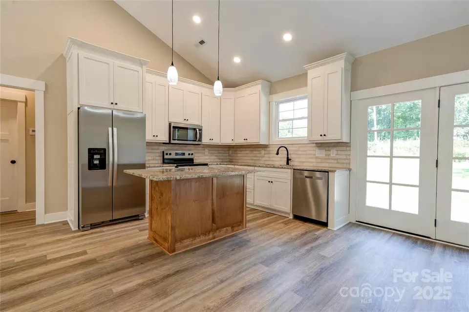 Other - 114 Hendricks St, Kings Mountain, NC 28086 photo 2 of 9