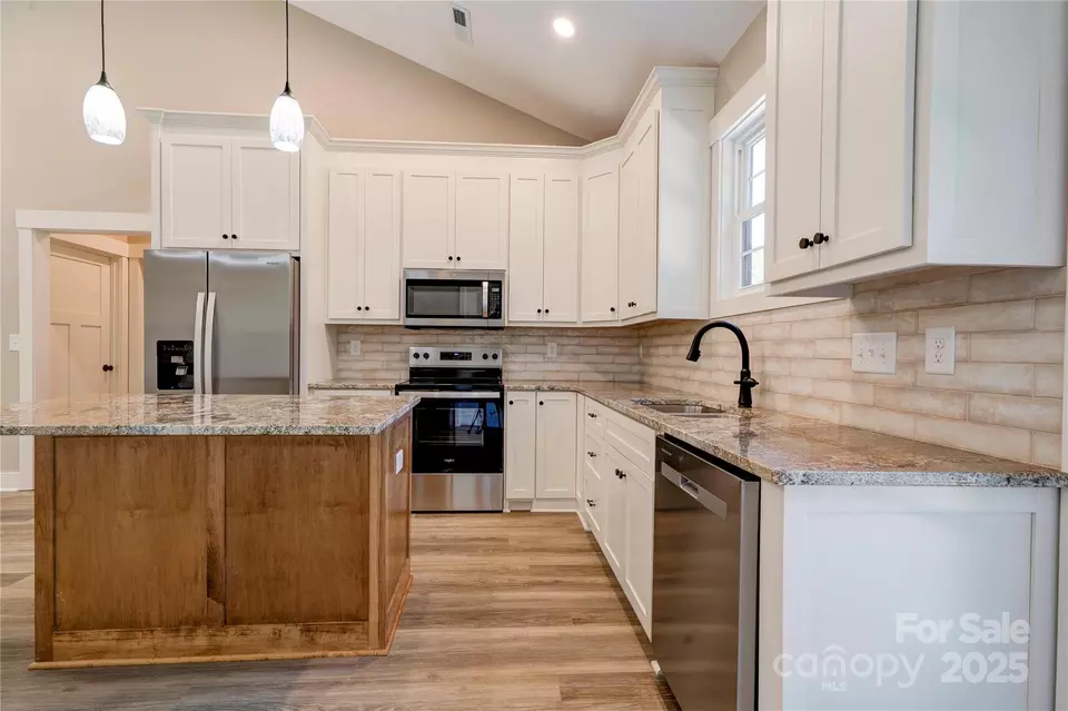 Kitchen - 114 Hendricks St, Kings Mountain, NC 28086 photo 3 of 4