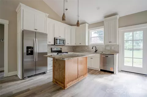 Kitchen - 114 Hendricks St, Kings Mountain, NC 28086 photo 1 of 4