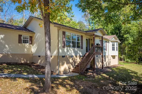 187 Yancey Rd, Marion, NC 28752