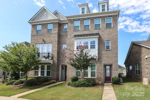 11439 Red Rust Ln, Charlotte, NC 28277