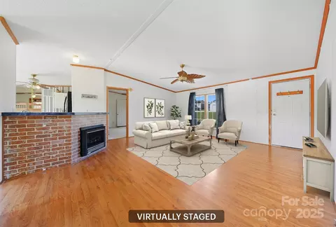 2004 Stamey Rd, Hudson, NC 28638