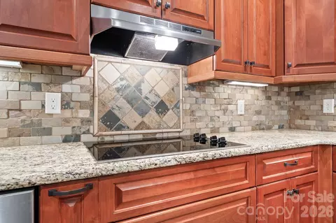 8229 Lambert Ct, Denver, NC 28037 photo 12