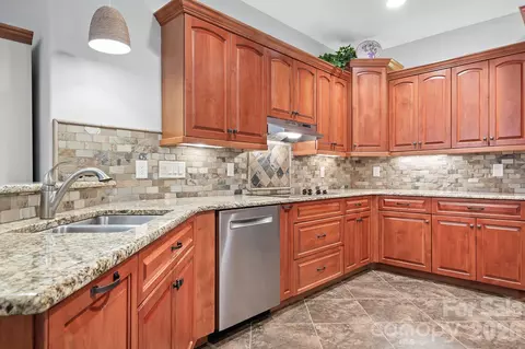 8229 Lambert Ct, Denver, NC 28037 photo 5