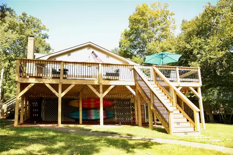 1136 Riverwood Dr, Lexington, NC 27292