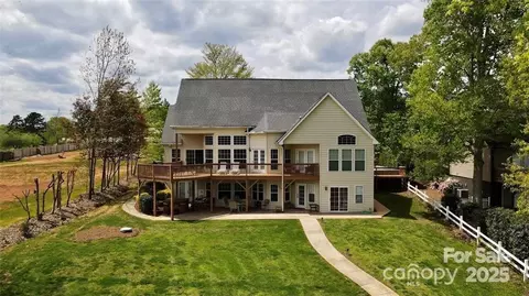8388 Ediths Ln, Terrell, NC 28682
