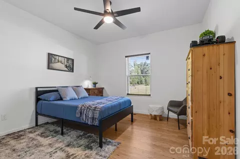 Bedroom - 119 Con Lee Dr, Olin, NC 28660 photo 1 of 7