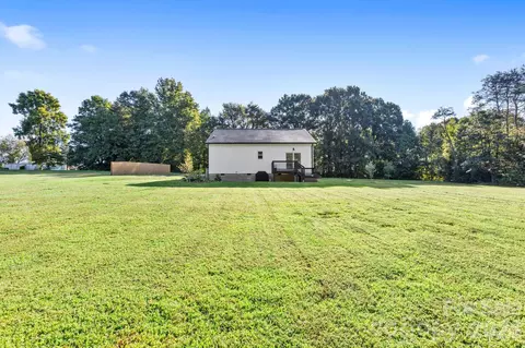Exterior - 119 Con Lee Dr, Olin, NC 28660 photo 5 of 7