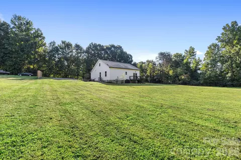 Exterior - 119 Con Lee Dr, Olin, NC 28660 photo 3 of 7