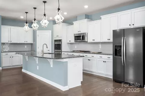 3053 Oliver Stanley Trl, Lancaster, SC 29720 photo 7