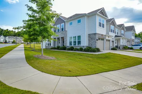 15609 Little Bluestem St, Charlotte, NC 28278