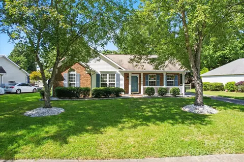 14900 Cane Field Dr, Charlotte, NC 28273