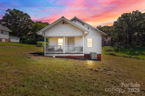 808 S 4th St, Albemarle, NC 28001
