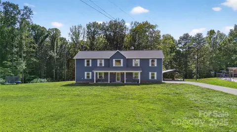 177 Denlon Ln, Troutman, NC 28166