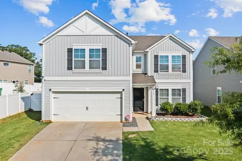 4313 Gibbon Crossing Dr, Charlotte, NC 28269