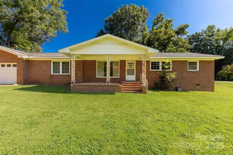 101 Stoneybrook Dr, York, SC 29745