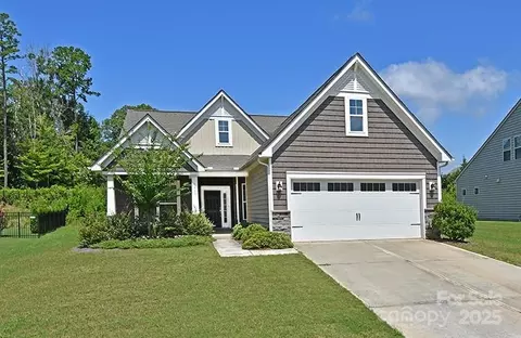 1945 Napa Valley Dr, Waxhaw, NC 28173