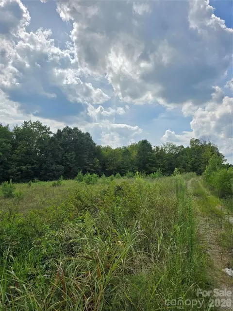 1768 Concord Lake Rd, Kannapolis, NC 28083