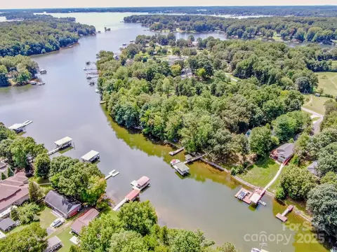 View/Area - 4028 Mcgee Point Rd, Terrell, NC 28682 photo 4 of 5