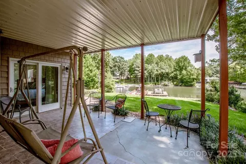 Exterior - 4028 Mcgee Point Rd, Terrell, NC 28682 photo 6 of 12