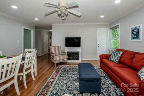 Living - 4028 Mcgee Point Rd, Terrell, NC 28682 photo 1 of 2
