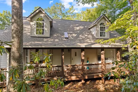 55 Vintage Rd, Candler, NC 28715