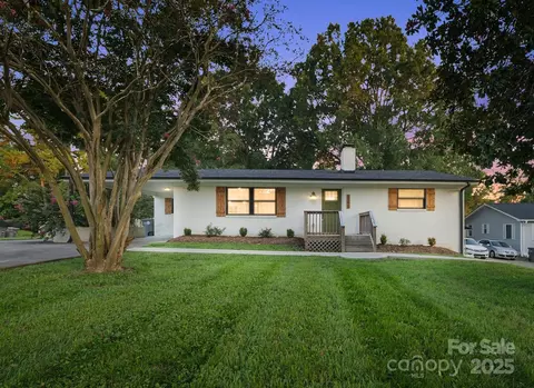 729 Fisher St, Concord, NC 28027