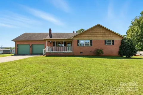 101 Lowman St, Connelly Springs, NC 28612