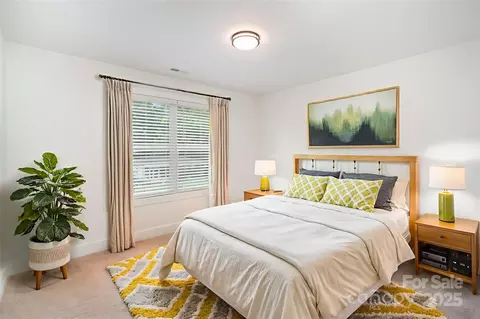 Bedroom - 5596 Sandhurst Rd, Hickory, NC 28602 photo 2 of 6