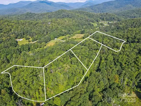 13 Barts Branch Drive #13-16, Balsam Grove, NC 28708