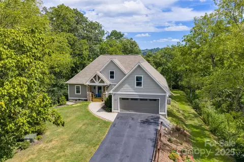 221 Starry Night Ln, Marshall, NC 28753