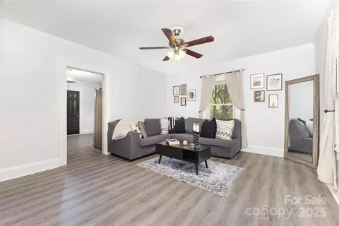 Living - 1397 Grace Ave, Lancaster, SC 29720 photo 1 of 3