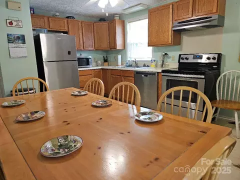 2459 Camp Creek Rd, Union Mills, NC 28167 photo 8