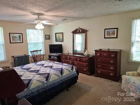 2459 Camp Creek Rd, Union Mills, NC 28167 photo 16