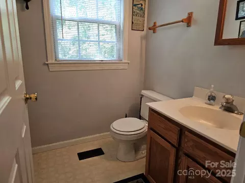 2459 Camp Creek Rd, Union Mills, NC 28167 photo 10
