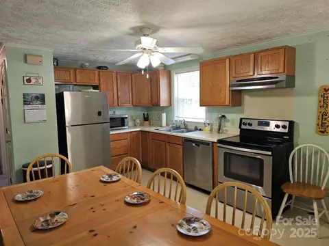 2459 Camp Creek Rd, Union Mills, NC 28167 photo 2