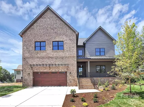 2209 Norcross Pl, Charlotte, NC 28205