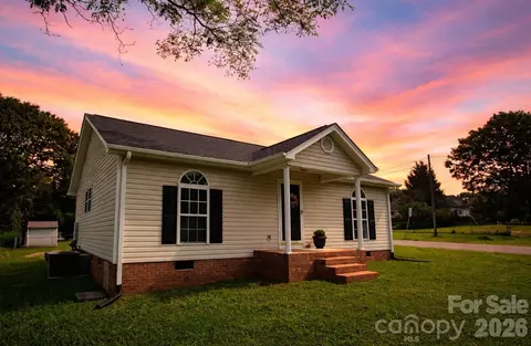 318 Huffman Rd, Gastonia, NC 28056