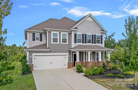 17325 Snug Harbor Rd, Charlotte, NC 28278