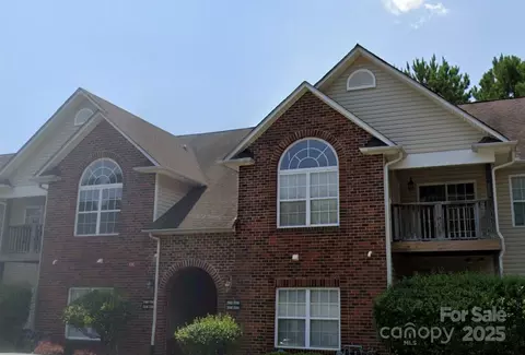 2564 Carya Pond Ln, Charlotte, NC 28212