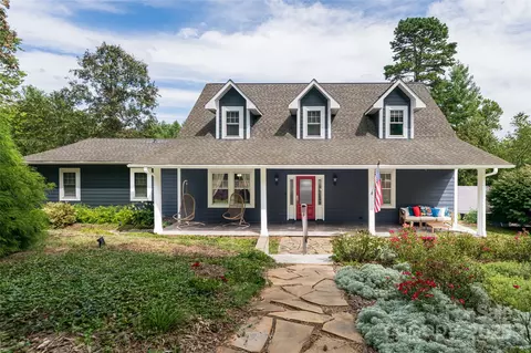 80 Boone Trl, Weaverville, NC 28787