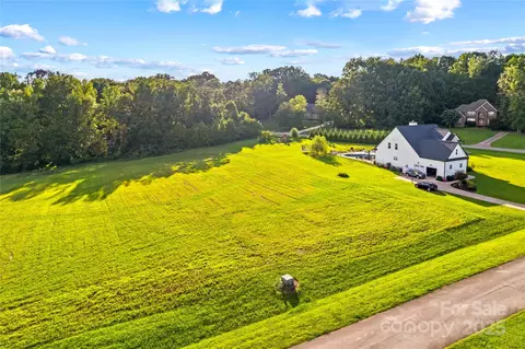 161 Bellingshire Dr, Mount Ulla, NC 28125