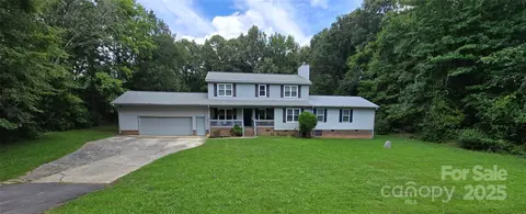 2715 Shandon Rd, Rock Hill, SC 29730